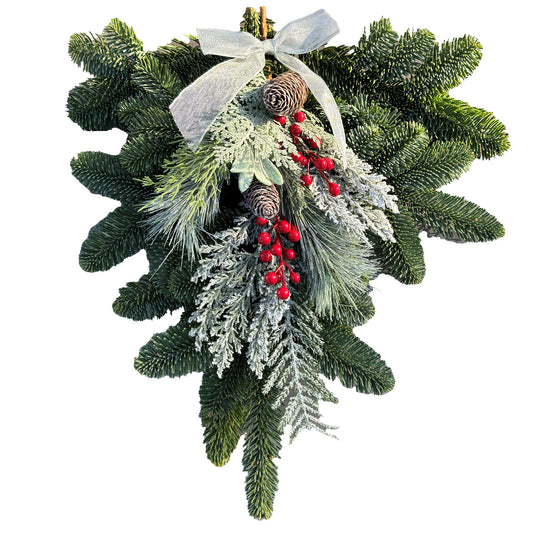 Luxury Natural Christmas Door Hanger (Frosty, 40cm)